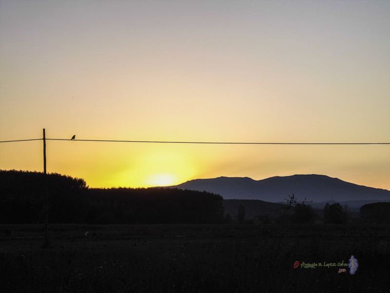 Testigo del Sunset tras el Teleno Reducc.jpg